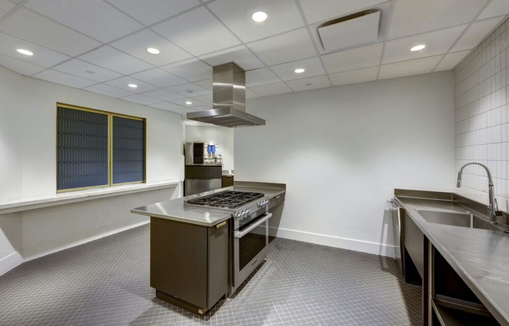 West Ave 501 DUSK 2023 STOCK 16_1_1 West Ave 501 DUSK 2023 STOCK 16_1_1