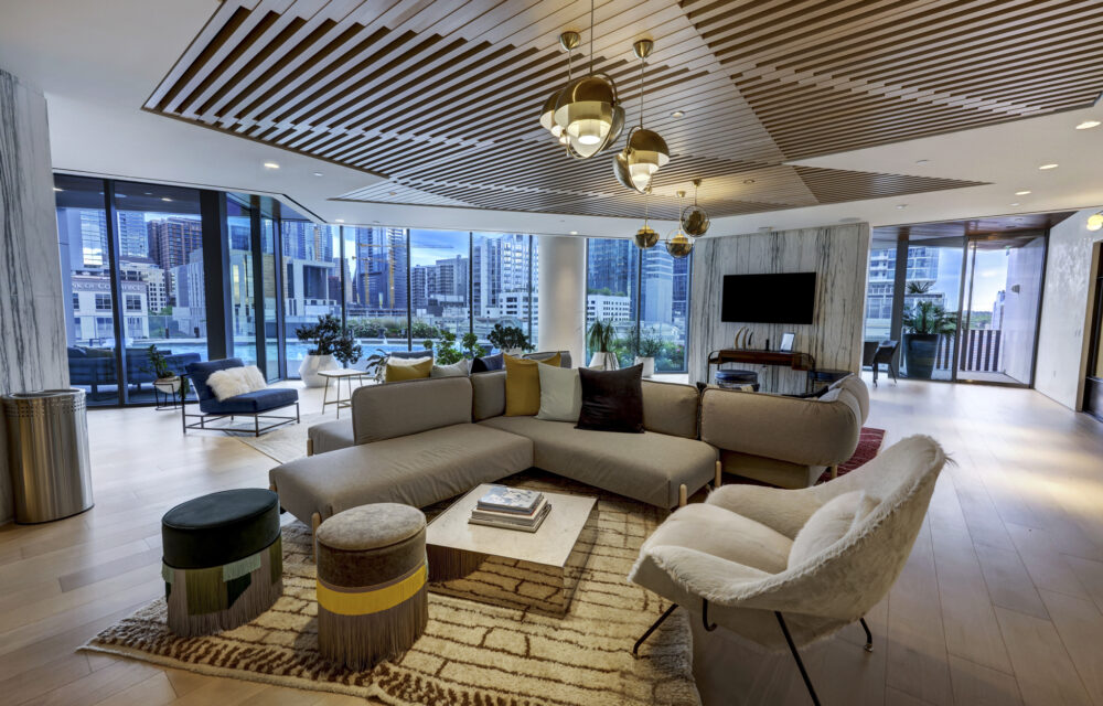 West_Ave_501_DUSK_2023_STOCK_02_1_1 West_Ave_501_DUSK_2023_STOCK_02_1_1